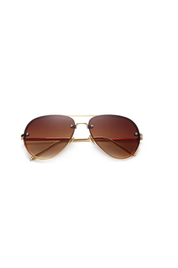 Sleek Black Wide-Rim Sunglasses - Image 4