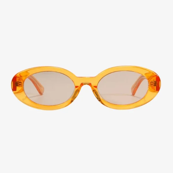 Stylish Amber Oval Sunglasses - Image 2